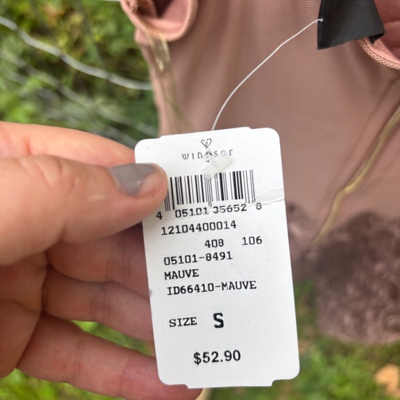 Windsor dress - Picture 3 of 3